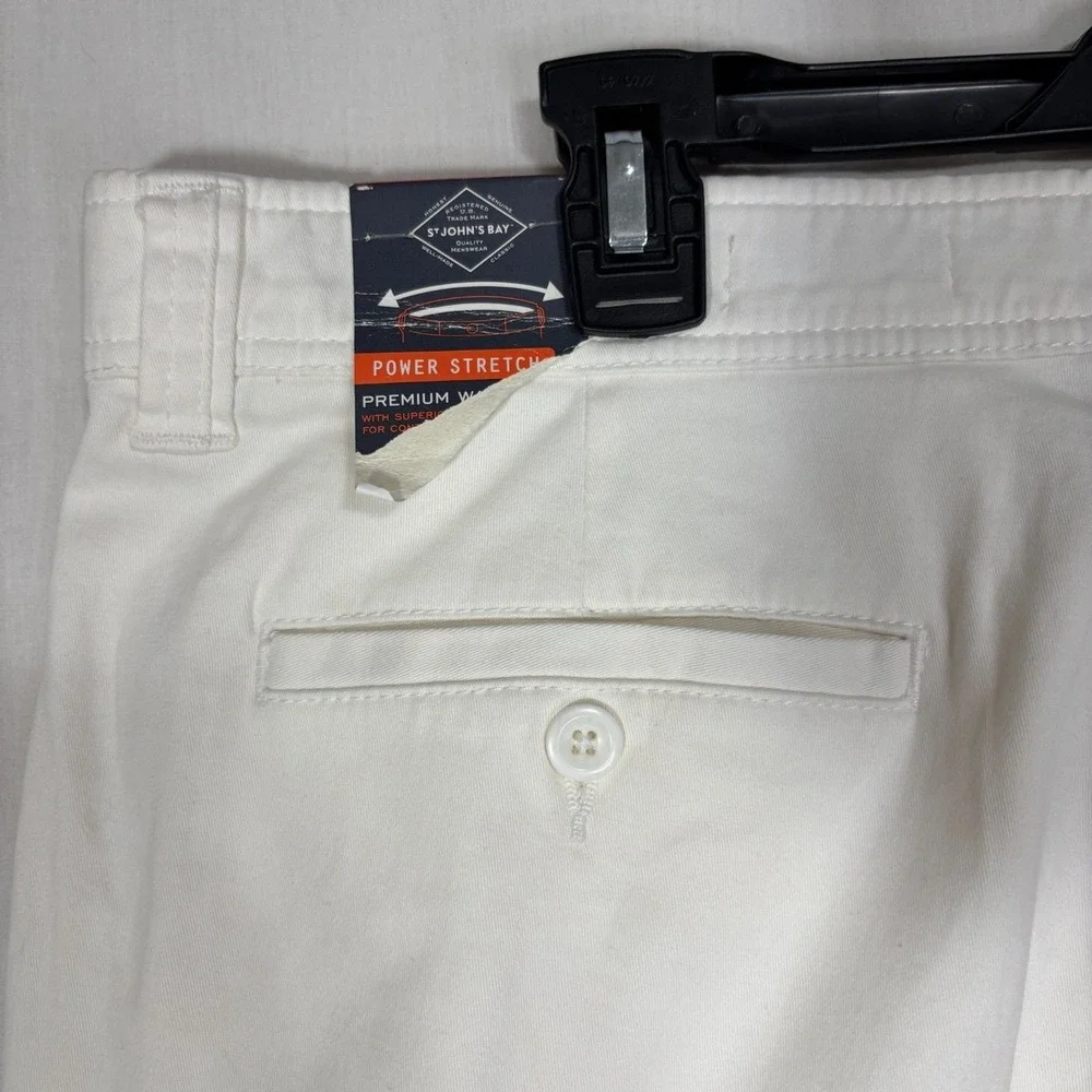 NWT St. John's Bay Shorts White‎ Chinos Comfort Stretch Golf Vacation Mens 34